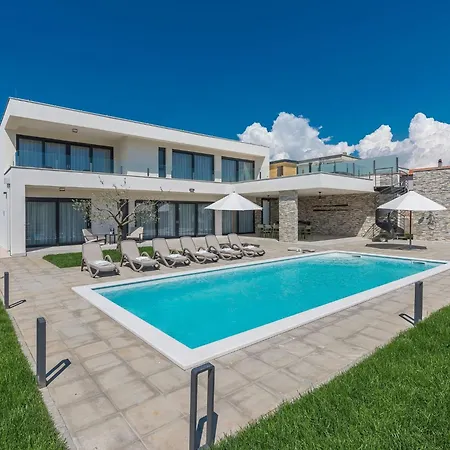 Modern In Novigrad With Swimming Pool * Bužinija