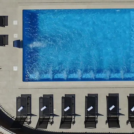 Modern Holiday In Novigrad With Swimming Pool * Novigrad Istria